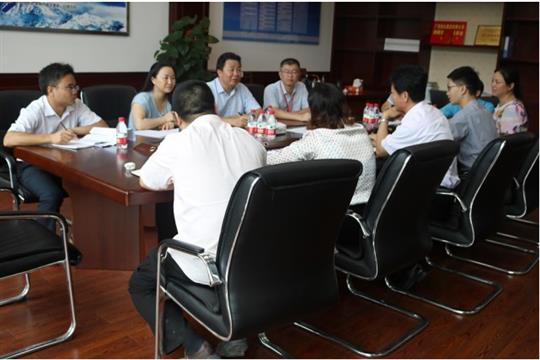 打造五象核心區(qū)新地標(biāo)，助力五象新區(qū)發(fā)展 ——記南寧五象新區(qū)管委會(huì)第五服務(wù)隊(duì)到我司南寧五象總部基地項(xiàng)目開展幫扶企業(yè)調(diào)研活動(dòng)