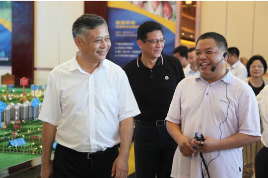 搶抓機(jī)遇，順應(yīng)發(fā)展 ——紅河小鎮(zhèn)迎來自治區(qū)考察活動(dòng)